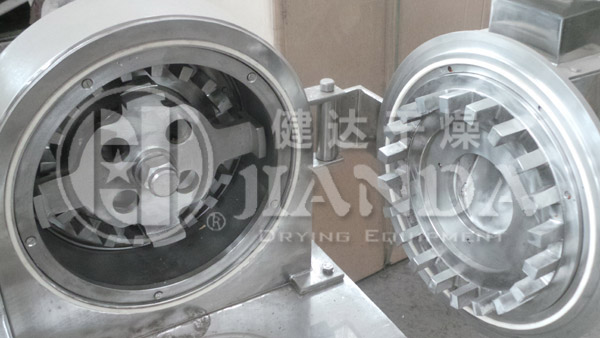 30B型萬能（néng）粉碎機（組）