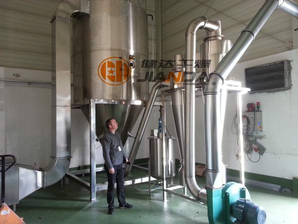 LPG係列高速離心噴霧（wù）幹燥（zào）機