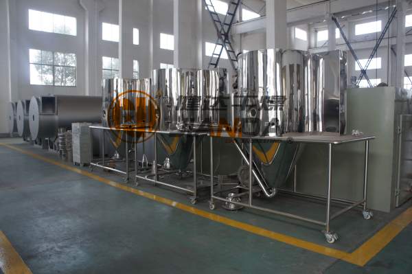 ZLPG係列（liè）中藥浸膏噴霧幹燥機