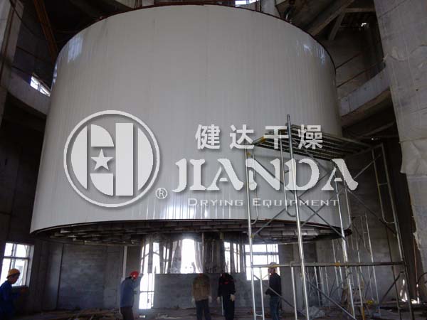 大型噴霧幹（gàn）燥機製（zhì）作現場1